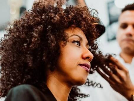 Struggling to Manage Your Curls? Here’s How HeelsnBoots Curly Hair Specialist Can Help